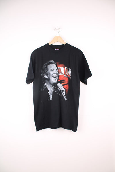 Tom Jones 2006 Tour, Live At The Hollywood Bowl T-Shirt. Features graphic print on the front and back.