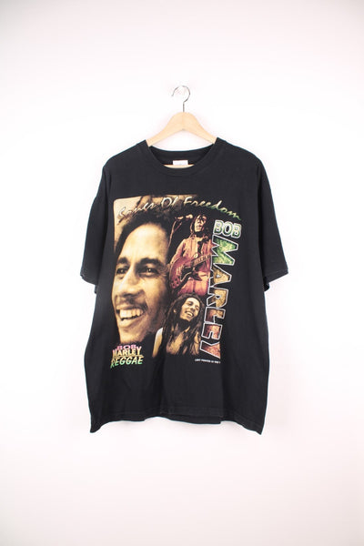 Vintage 1997 Bob Marley T-Shirt with large graphic print on the front and back.